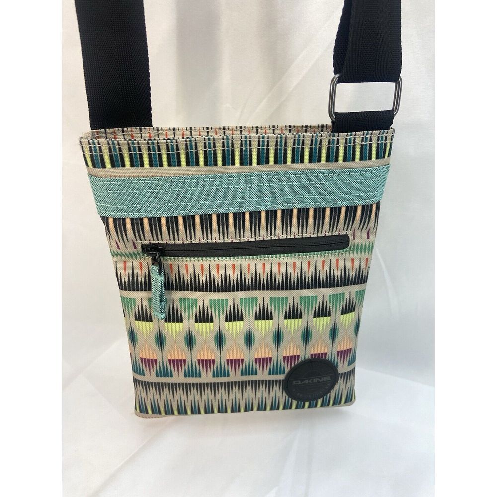 DAKINE JIVE Crossbody Purse Bag Geometric Stripe‎ Print Season Adjustable Strap
